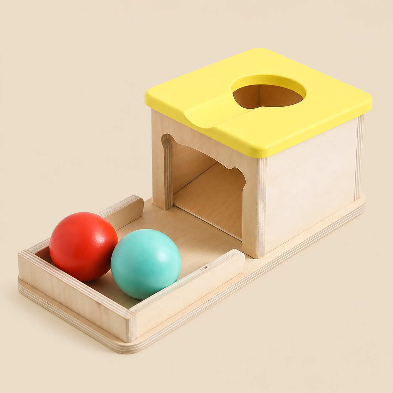 Montessori-Box zur Untersuchung der Objektpermanenz